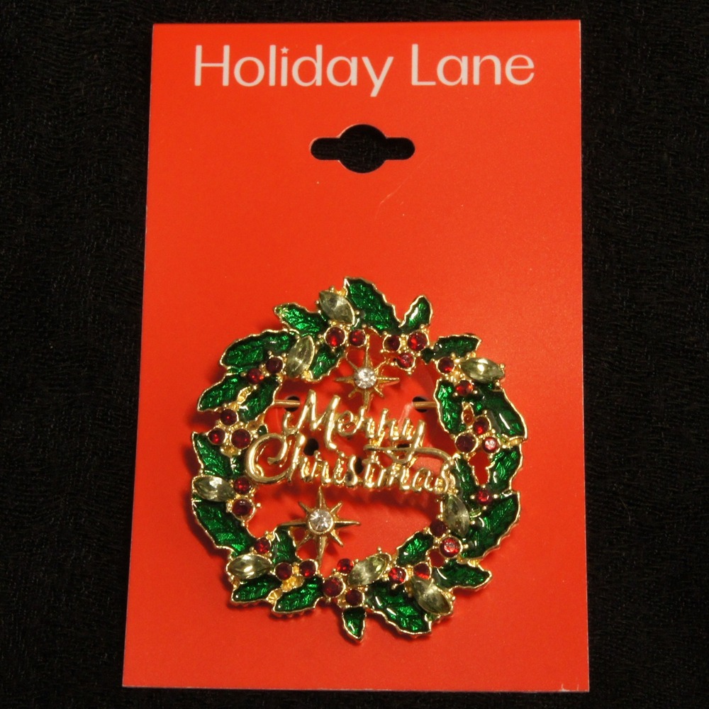 Holiday Lane Merry Christmas Wreath‎ Brooch NWT Enamel Rhinestone Pin
